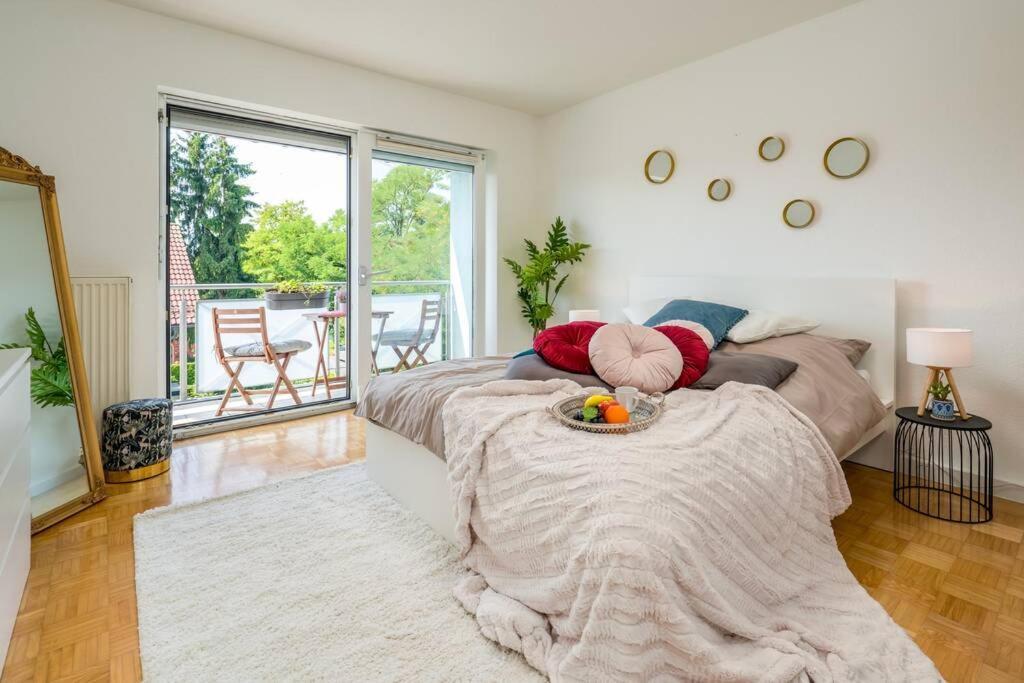 Eg Rechts -Wunderschone 80M² Grosse 3-Zimmer City Wohnung Nahe Salzburg Freilassing Exteriör bild
