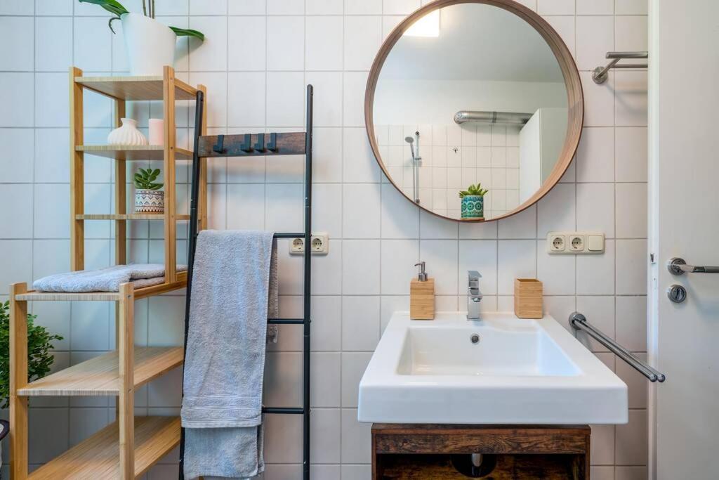 Eg Rechts -Wunderschone 80M² Grosse 3-Zimmer City Wohnung Nahe Salzburg Freilassing Exteriör bild